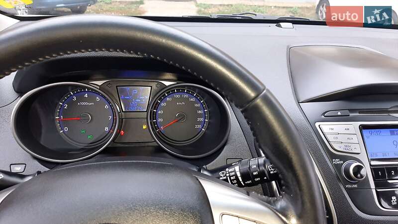 Позашляховик / Кросовер Hyundai Tucson 2010 в Києві фото 4 Позашляховик / Кросовер Hyundai Tucson 2010 в Києві