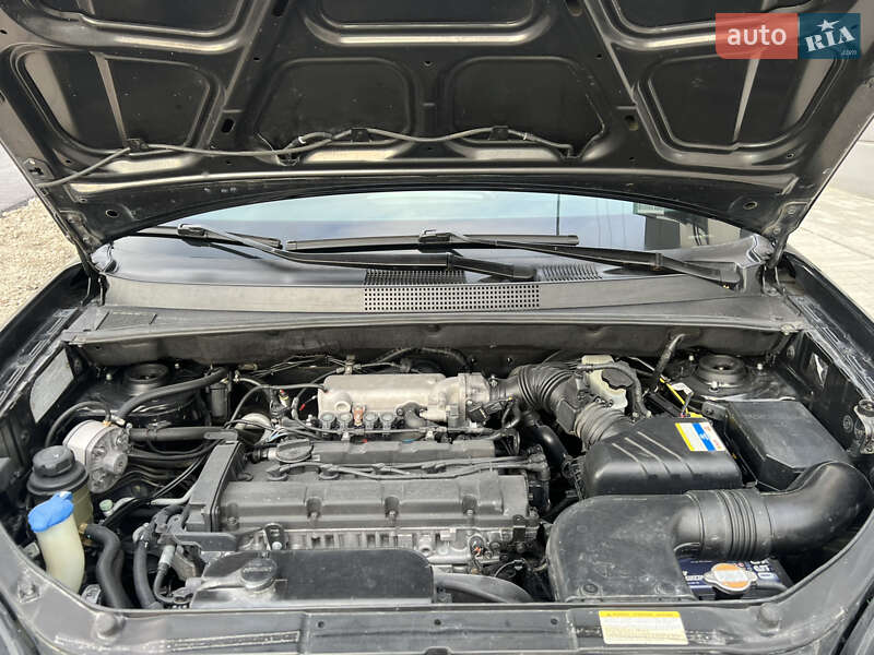 Позашляховик / Кросовер Hyundai Tucson 2006 в Тернополі фото 27 Позашляховик / Кросовер Hyundai Tucson 2006 в Тернополі