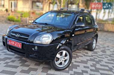 Внедорожник / Кроссовер Hyundai Tucson 2007 в Нежине Внедорожник / Кроссовер Hyundai Tucson 2007 в Нежине
