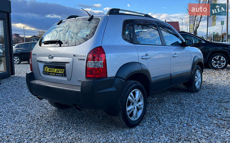Внедорожник / Кроссовер Hyundai Tucson 2010 в Коломые фото 4 Внедорожник / Кроссовер Hyundai Tucson 2010 в Коломые
