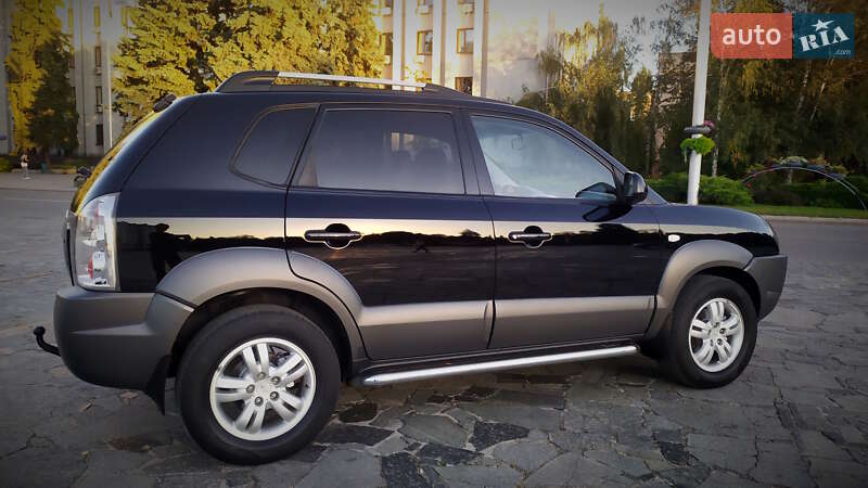 Внедорожник / Кроссовер Hyundai Tucson 2007 в Кременчуге