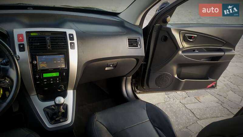 Внедорожник / Кроссовер Hyundai Tucson 2007 в Кременчуге