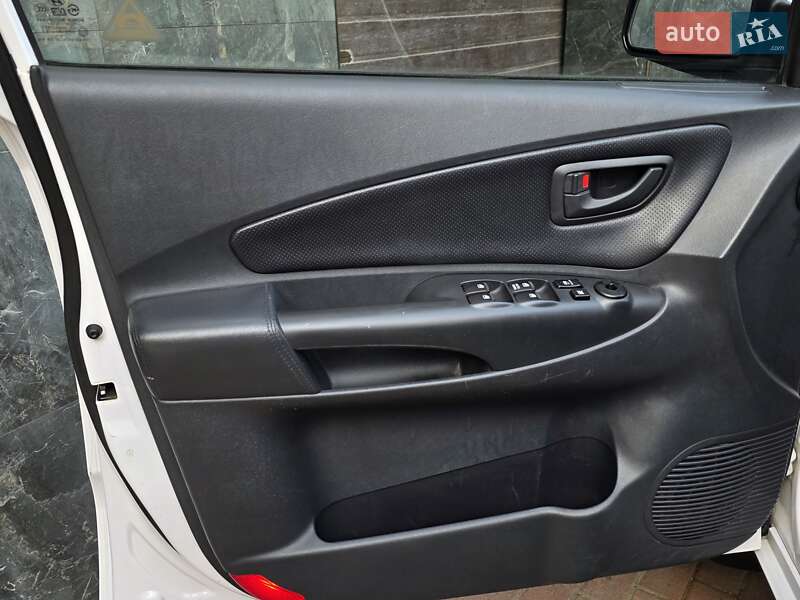 Внедорожник / Кроссовер Hyundai Tucson 2009 в Тернополе фото 18 Внедорожник / Кроссовер Hyundai Tucson 2009 в Тернополе