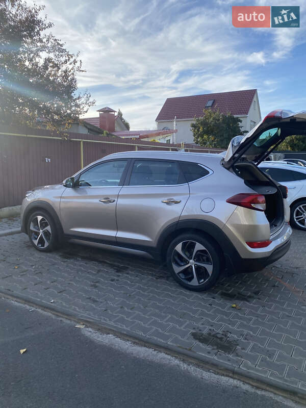 Внедорожник / Кроссовер Hyundai Tucson 2016 в Одессе фото 2 Внедорожник / Кроссовер Hyundai Tucson 2016 в Одессе