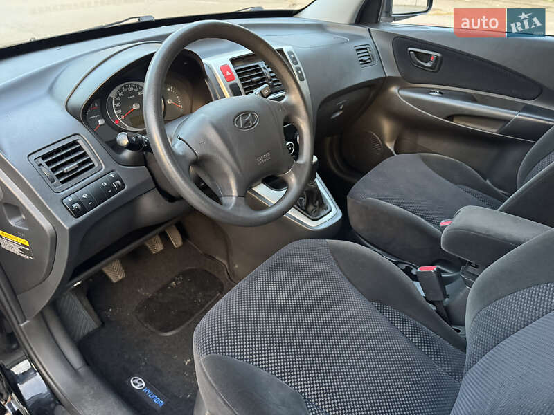 Позашляховик / Кросовер Hyundai Tucson 2009 в Києві