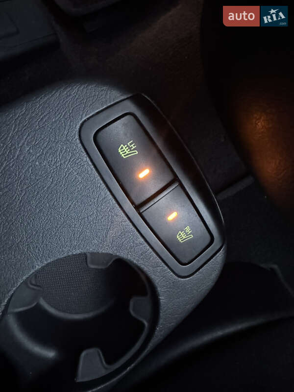 Позашляховик / Кросовер Hyundai Tucson 2009 в Києві