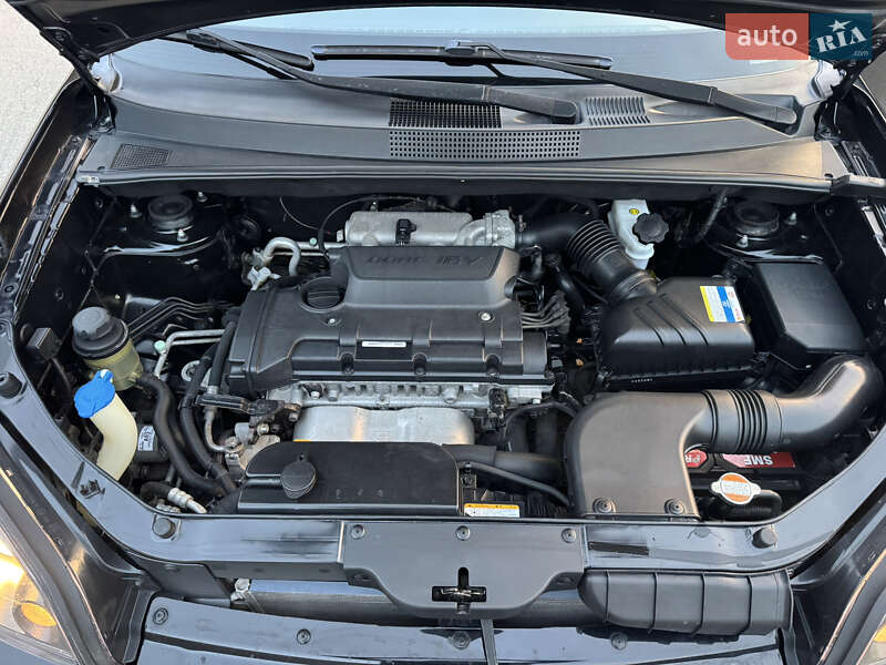 Позашляховик / Кросовер Hyundai Tucson 2009 в Києві