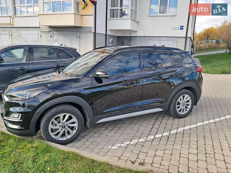 Внедорожник / Кроссовер Hyundai Tucson 2017 в Ивано-Франковске фото 7 Внедорожник / Кроссовер Hyundai Tucson 2017 в Ивано-Франковске