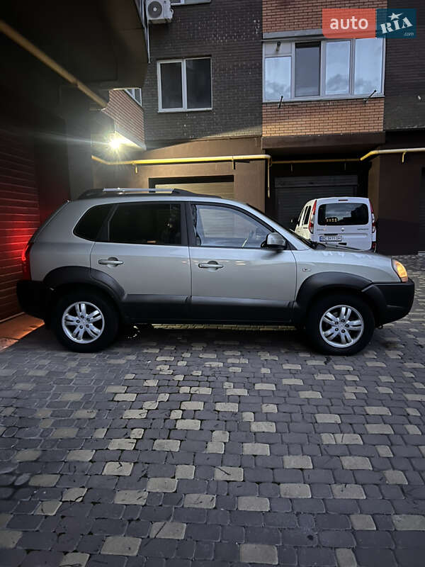 Внедорожник / Кроссовер Hyundai Tucson 2005 в Виннице фото 4 Внедорожник / Кроссовер Hyundai Tucson 2005 в Виннице