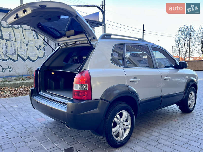 Внедорожник / Кроссовер Hyundai Tucson 2006 в Тернополе фото 75 Внедорожник / Кроссовер Hyundai Tucson 2006 в Тернополе