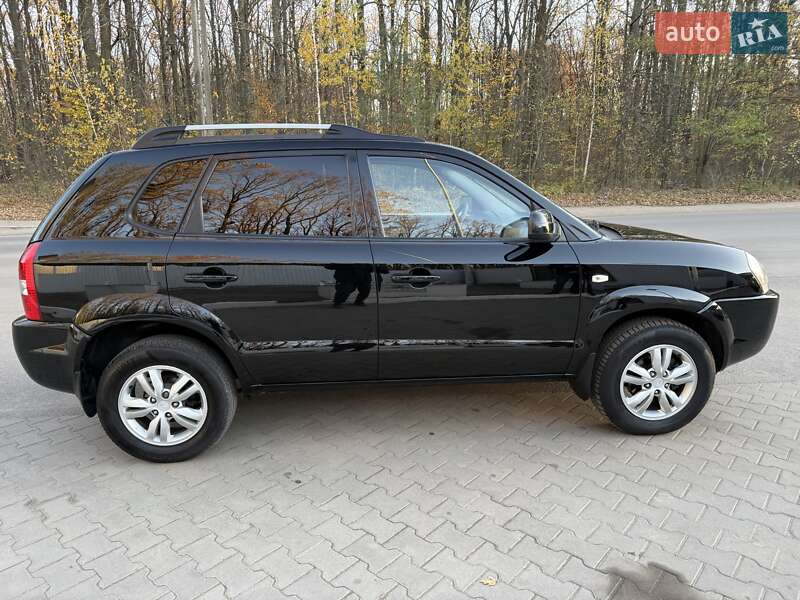 Позашляховик / Кросовер Hyundai Tucson 2009 в Вінниці