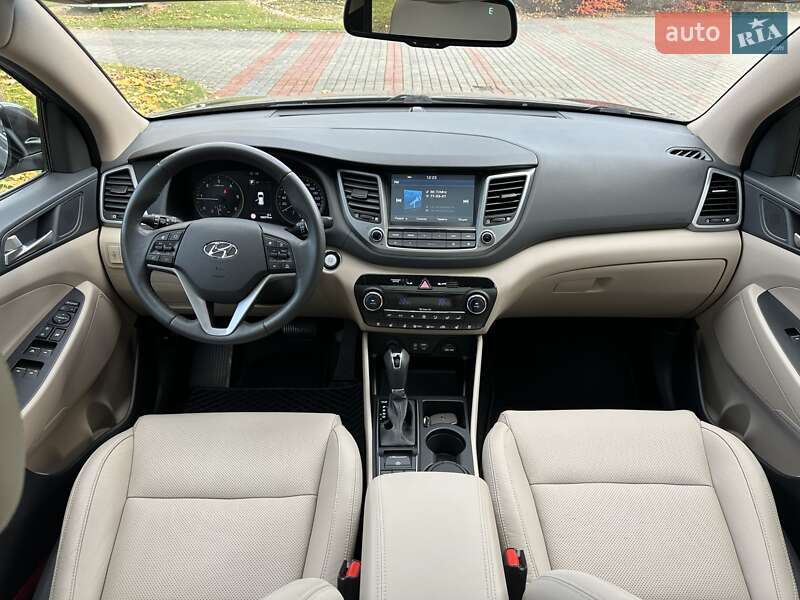Внедорожник / Кроссовер Hyundai Tucson 2016 в Луцке