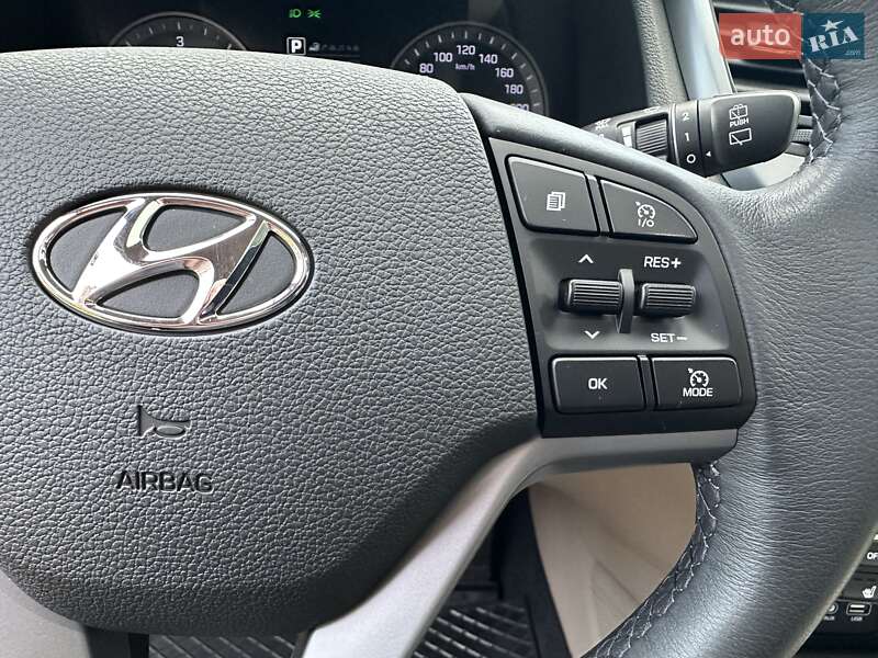 Внедорожник / Кроссовер Hyundai Tucson 2016 в Луцке