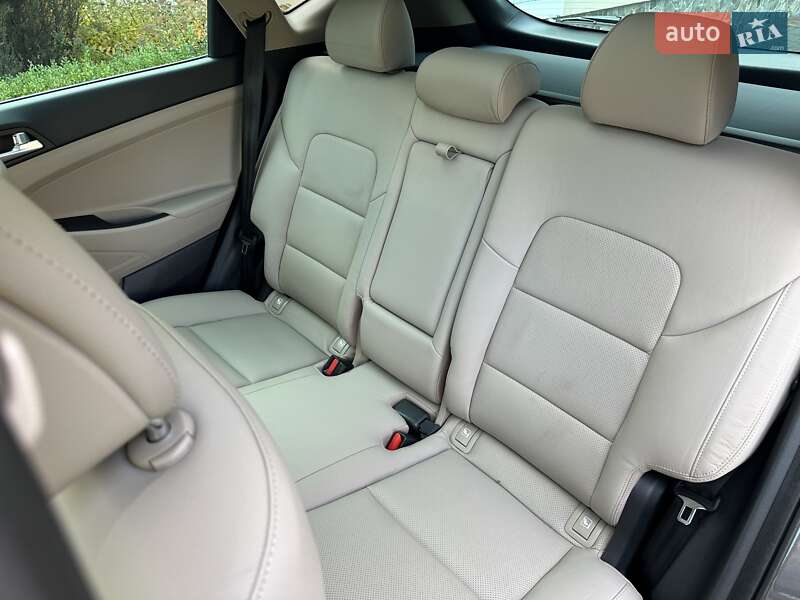 Внедорожник / Кроссовер Hyundai Tucson 2016 в Луцке