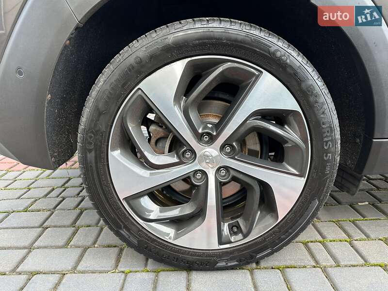 Внедорожник / Кроссовер Hyundai Tucson 2016 в Луцке