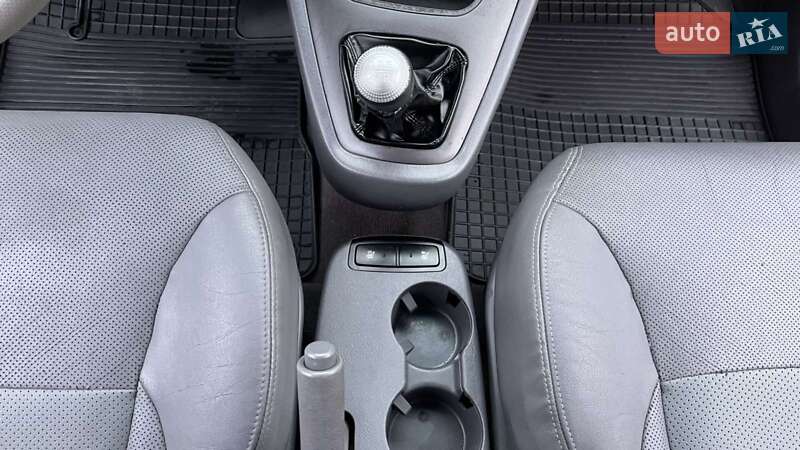 Внедорожник / Кроссовер Hyundai Tucson 2005 в Кременчуге