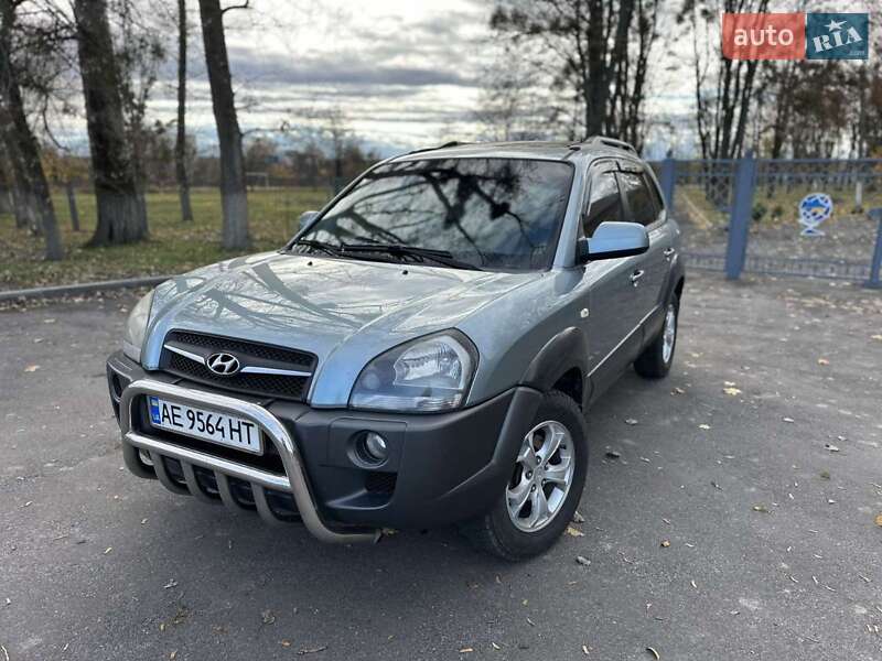 Внедорожник / Кроссовер Hyundai Tucson 2008 в Новой Водолаге