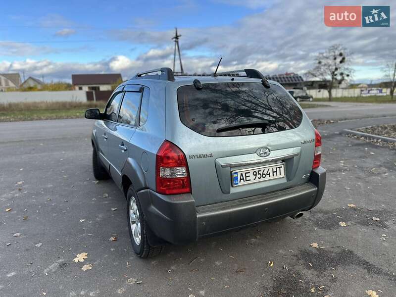 Внедорожник / Кроссовер Hyundai Tucson 2008 в Новой Водолаге