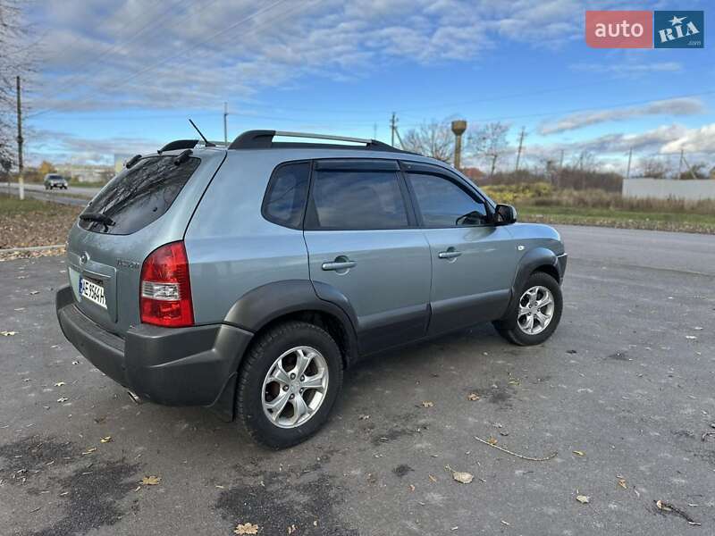 Внедорожник / Кроссовер Hyundai Tucson 2008 в Новой Водолаге