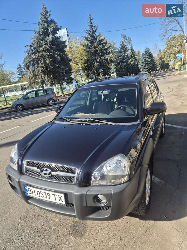 Позашляховик / Кросовер Hyundai Tucson 2008 в Теплодарі