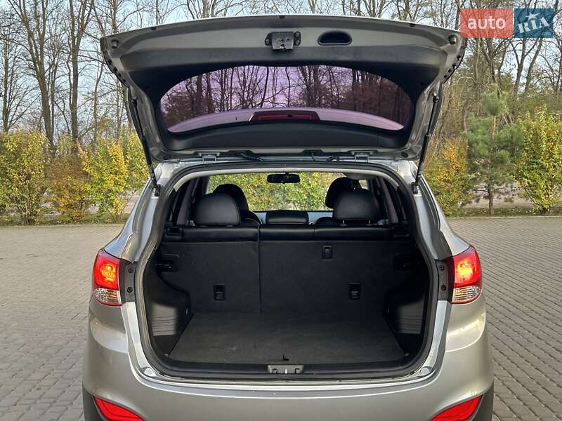 Позашляховик / Кросовер Hyundai Tucson 2014 в Тернополі