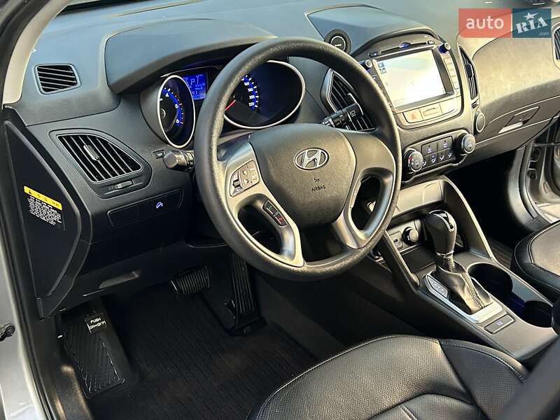 Позашляховик / Кросовер Hyundai Tucson 2014 в Тернополі