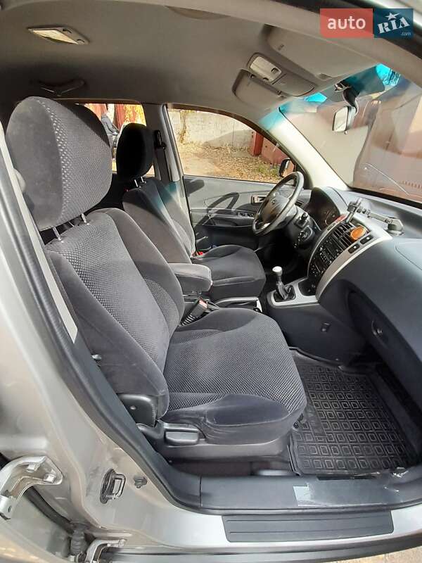 Позашляховик / Кросовер Hyundai Tucson 2007 в Борисполі
