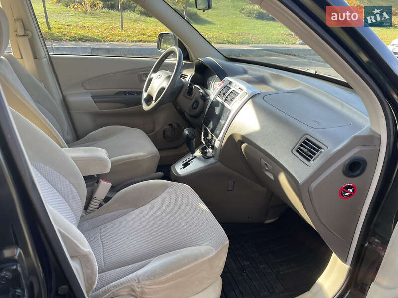Внедорожник / Кроссовер Hyundai Tucson 2006 в Полтаве фото 7 Внедорожник / Кроссовер Hyundai Tucson 2006 в Полтаве