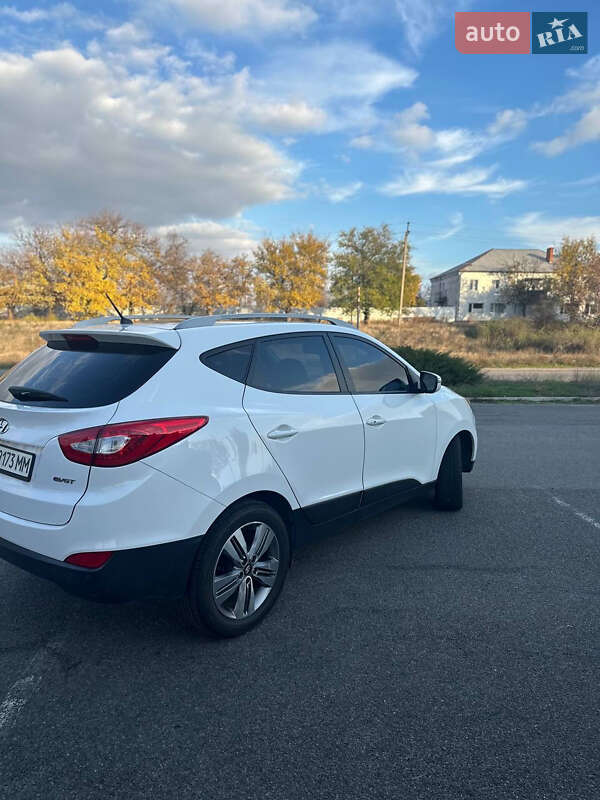 Внедорожник / Кроссовер Hyundai Tucson 2014 в Новомосковске фото 19 Внедорожник / Кроссовер Hyundai Tucson 2014 в Новомосковске