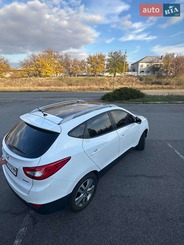 Внедорожник / Кроссовер Hyundai Tucson 2014 в Новомосковске фото 23 Внедорожник / Кроссовер Hyundai Tucson 2014 в Новомосковске