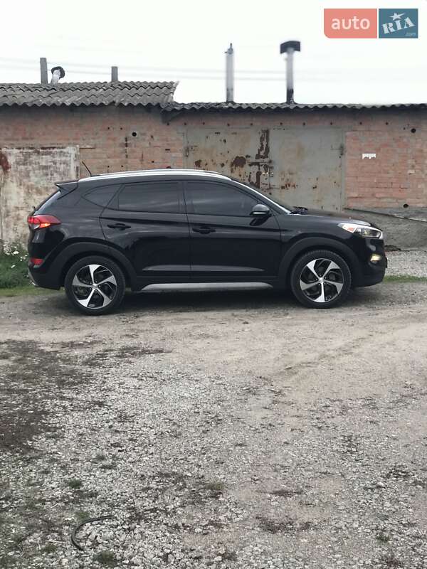 Позашляховик / Кросовер Hyundai Tucson 2016 в Кропивницькому