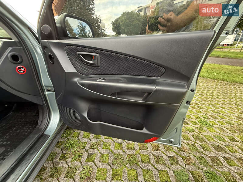 Внедорожник / Кроссовер Hyundai Tucson 2007 в Ивано-Франковске фото 21 Внедорожник / Кроссовер Hyundai Tucson 2007 в Ивано-Франковске