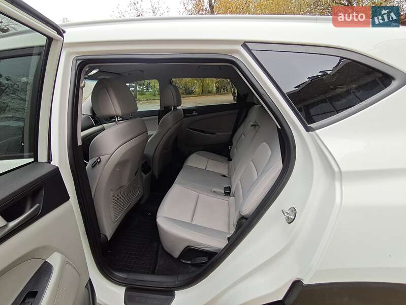 Внедорожник / Кроссовер Hyundai Tucson 2018 в Киеве фото 12 Внедорожник / Кроссовер Hyundai Tucson 2018 в Киеве