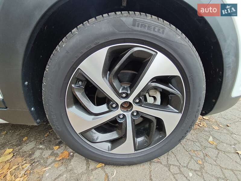 Внедорожник / Кроссовер Hyundai Tucson 2018 в Киеве фото 33 Внедорожник / Кроссовер Hyundai Tucson 2018 в Киеве