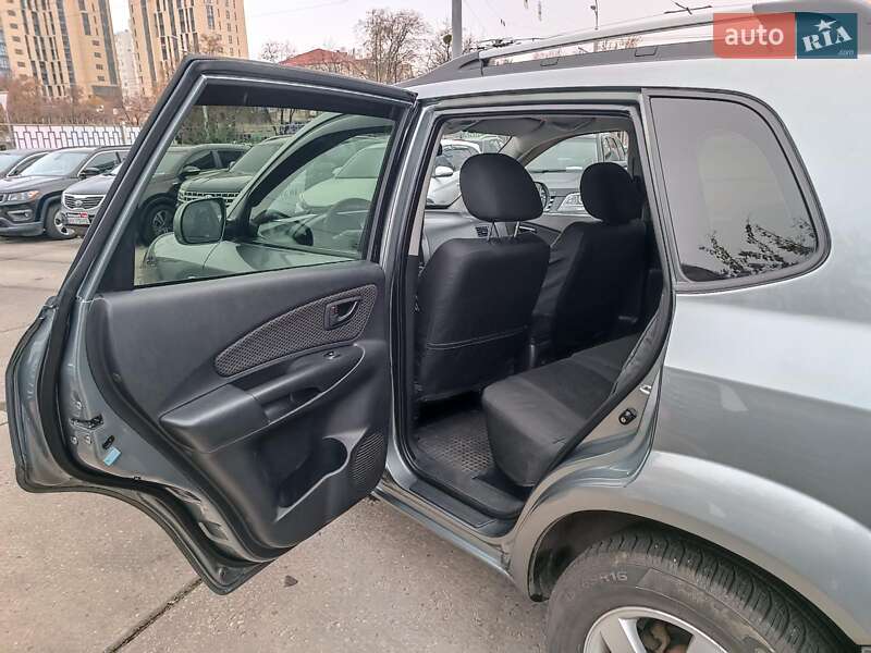 Внедорожник / Кроссовер Hyundai Tucson 2012 в Харькове