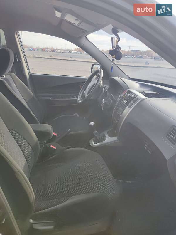 Позашляховик / Кросовер Hyundai Tucson 2008 в Львові фото 4 Позашляховик / Кросовер Hyundai Tucson 2008 в Львові