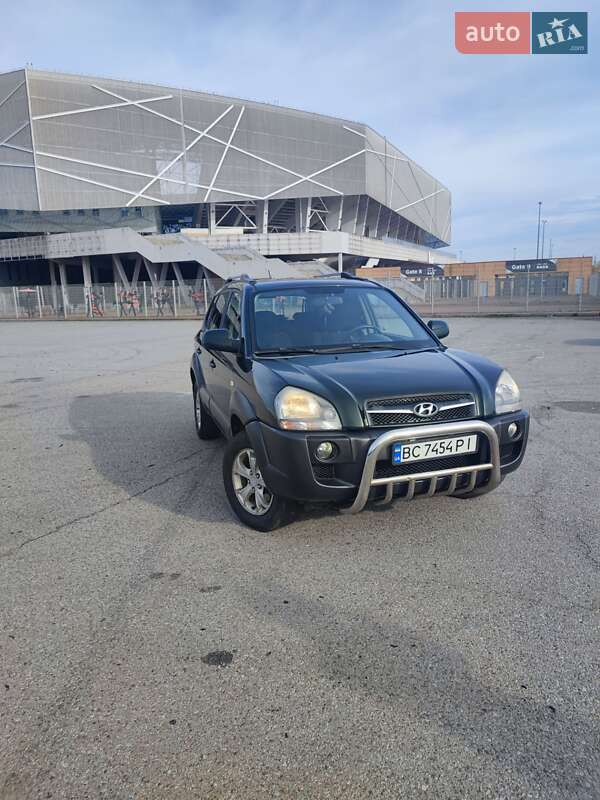 Позашляховик / Кросовер Hyundai Tucson 2008 в Львові фото 8 Позашляховик / Кросовер Hyundai Tucson 2008 в Львові