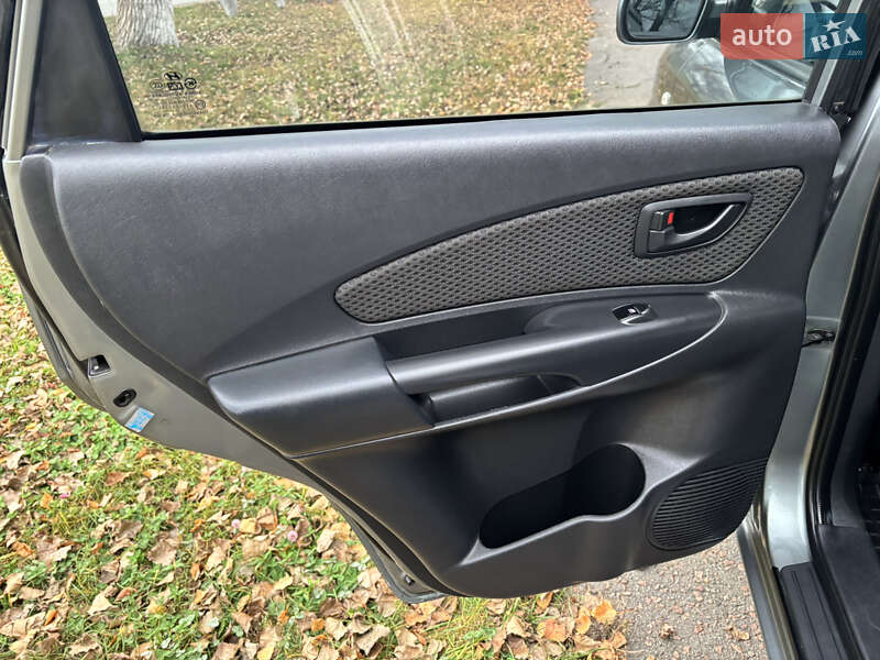 Внедорожник / Кроссовер Hyundai Tucson 2012 в Барышевке фото 15 Внедорожник / Кроссовер Hyundai Tucson 2012 в Барышевке