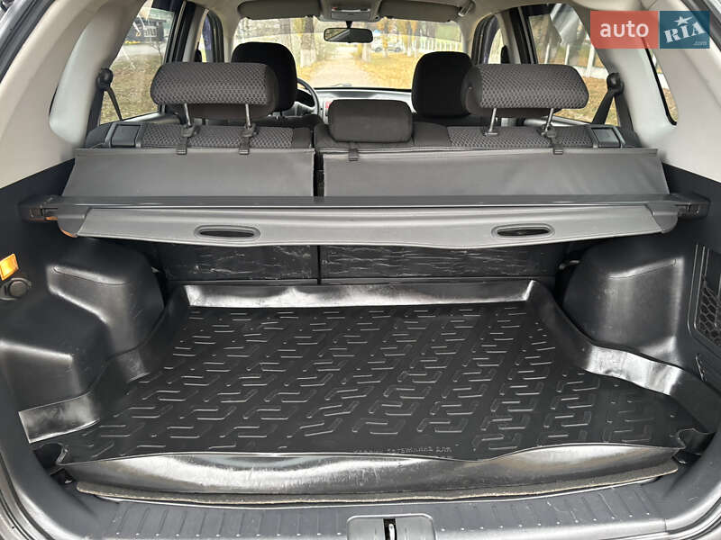 Внедорожник / Кроссовер Hyundai Tucson 2012 в Барышевке фото 35 Внедорожник / Кроссовер Hyundai Tucson 2012 в Барышевке