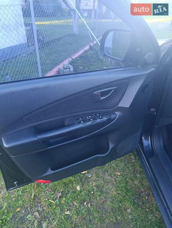 Внедорожник / Кроссовер Hyundai Tucson 2011 в Львове фото 12 Внедорожник / Кроссовер Hyundai Tucson 2011 в Львове