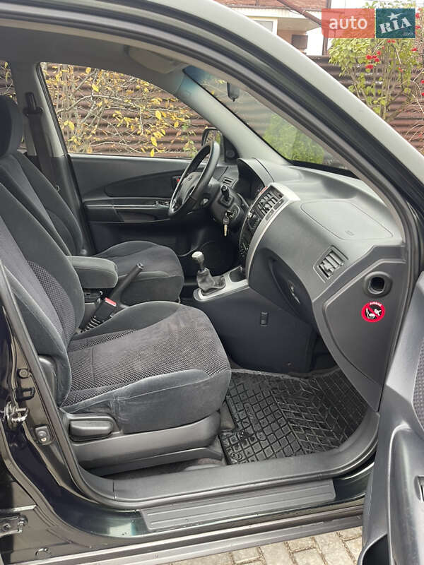 Внедорожник / Кроссовер Hyundai Tucson 2005 в Харькове фото 133 Внедорожник / Кроссовер Hyundai Tucson 2005 в Харькове