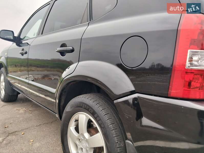 Внедорожник / Кроссовер Hyundai Tucson 2006 в Конотопе