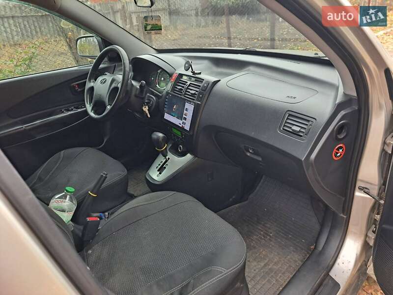 Внедорожник / Кроссовер Hyundai Tucson 2009 в Казанке