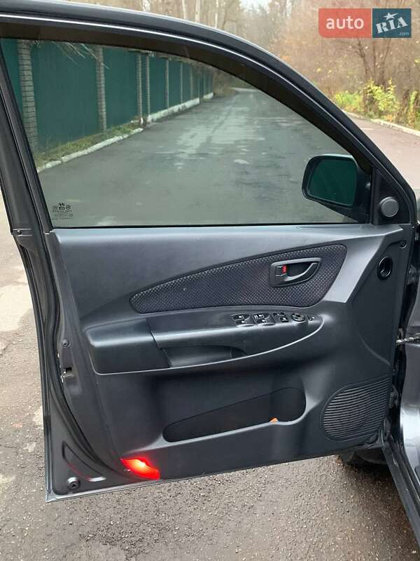 Внедорожник / Кроссовер Hyundai Tucson 2008 в Тарасовке