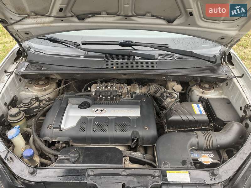 Внедорожник / Кроссовер Hyundai Tucson 2005 в Репках