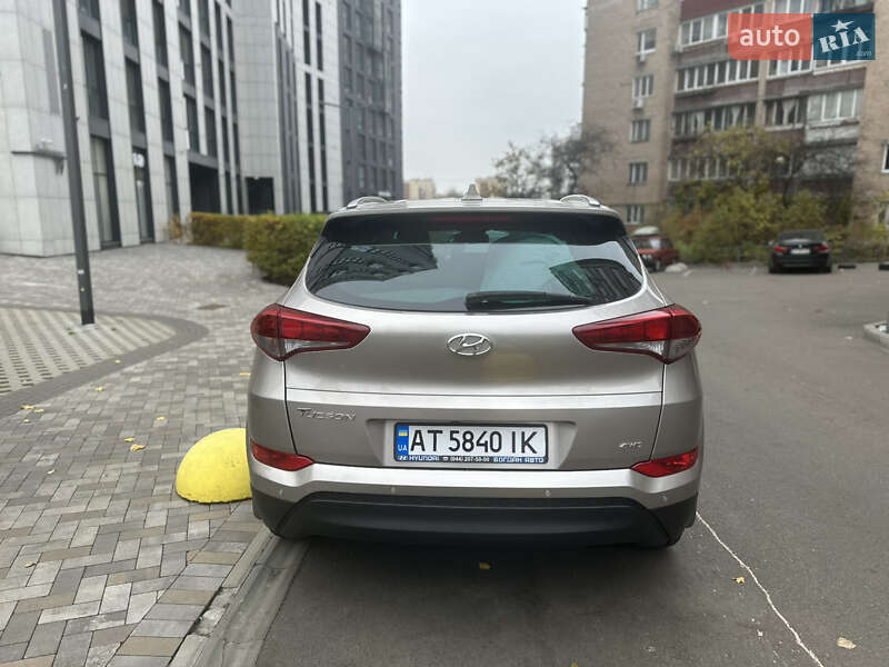 Внедорожник / Кроссовер Hyundai Tucson 2017 в Киеве