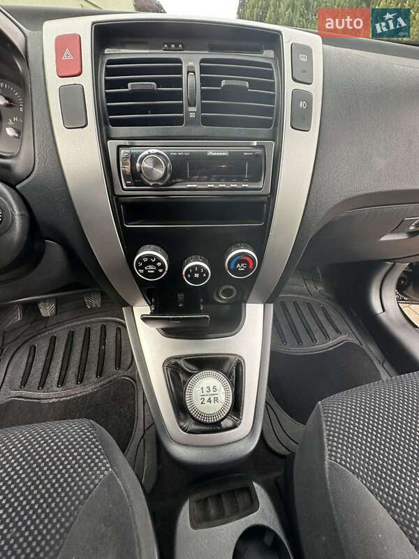 Внедорожник / Кроссовер Hyundai Tucson 2007 в Надворной фото 29 Внедорожник / Кроссовер Hyundai Tucson 2007 в Надворной