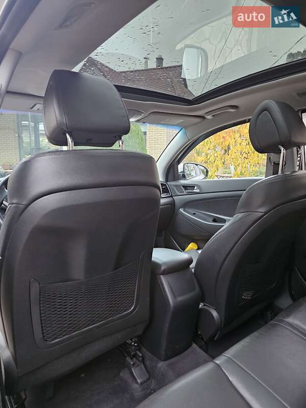 Внедорожник / Кроссовер Hyundai Tucson 2017 в Кривом Роге фото 17 Внедорожник / Кроссовер Hyundai Tucson 2017 в Кривом Роге