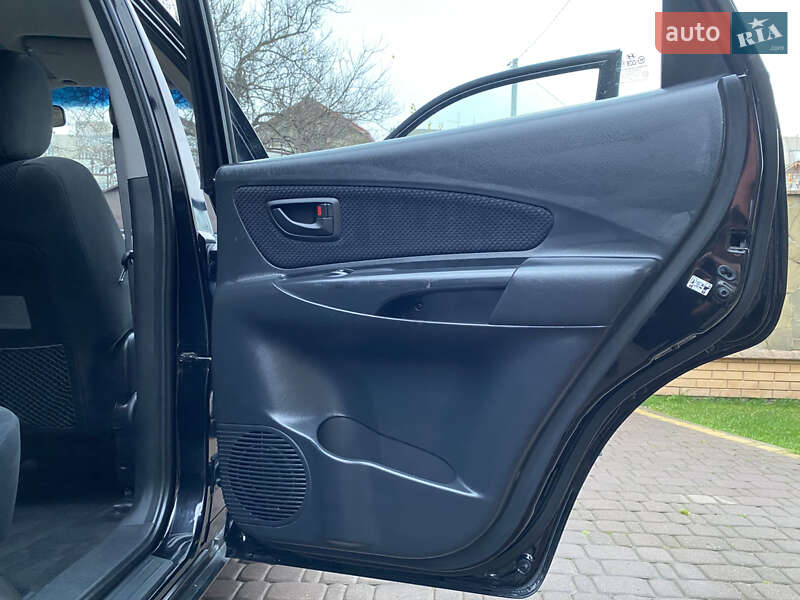 Внедорожник / Кроссовер Hyundai Tucson 2006 в Чернигове фото 36 Внедорожник / Кроссовер Hyundai Tucson 2006 в Чернигове