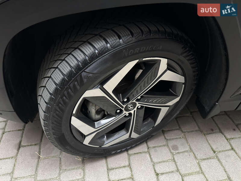 Внедорожник / Кроссовер Hyundai Tucson 2022 в Киеве